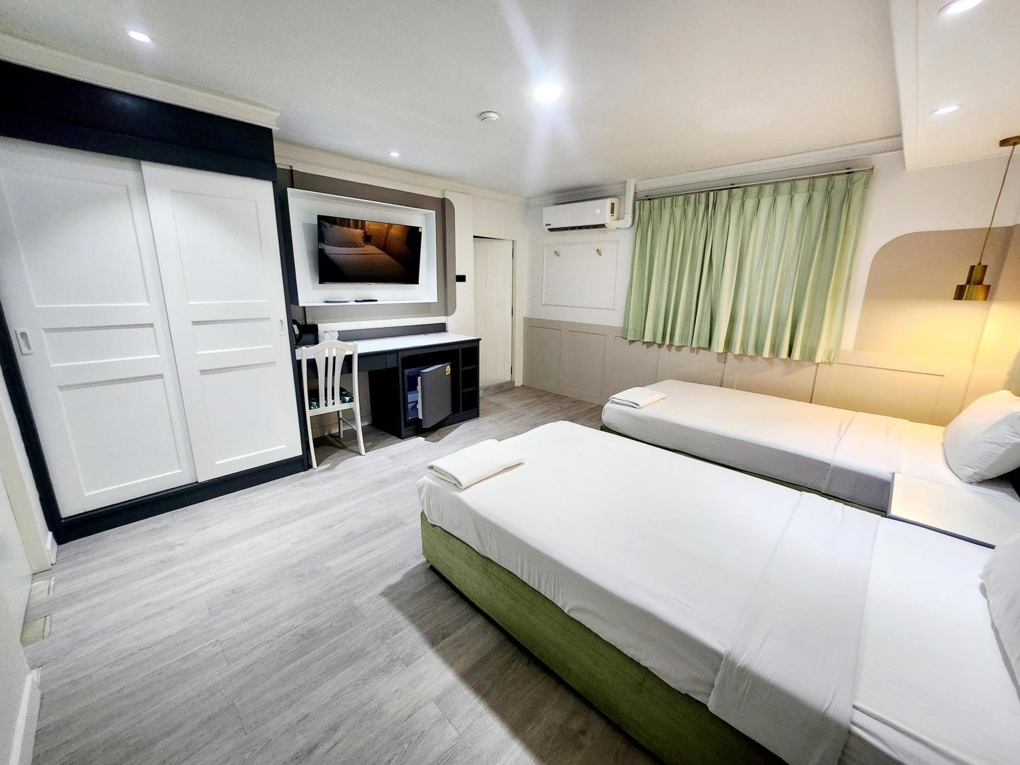 Seatel Phuket, Patong Beach Bagian luar foto