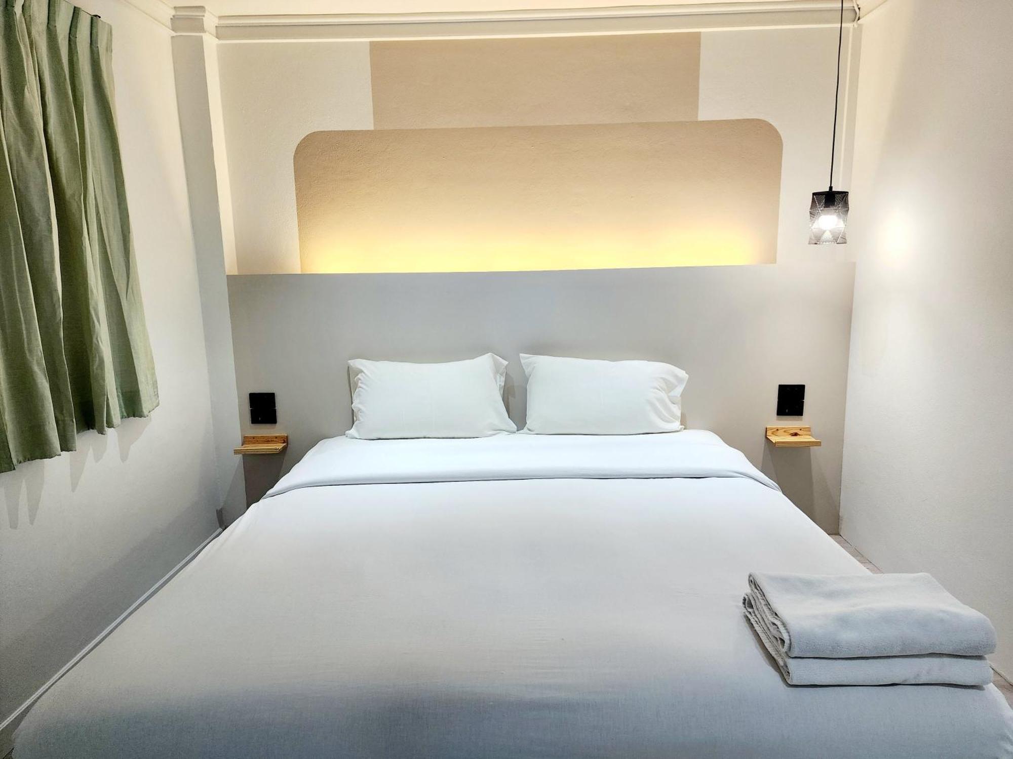Seatel Phuket, Patong Beach Bagian luar foto